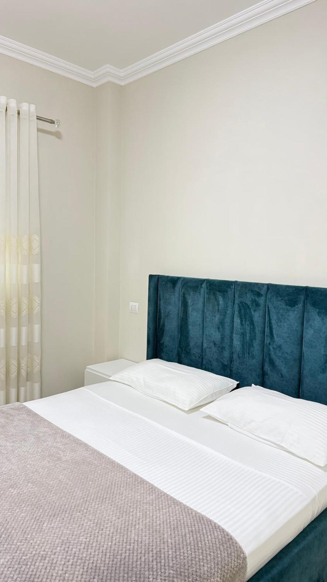 Hotel Frenki's