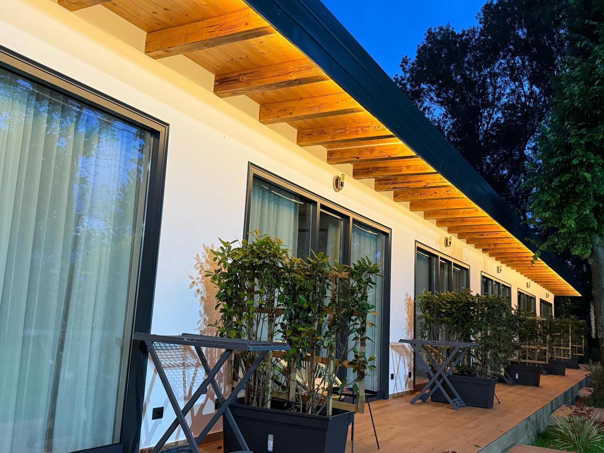 Frenki's Hotel Velipojë