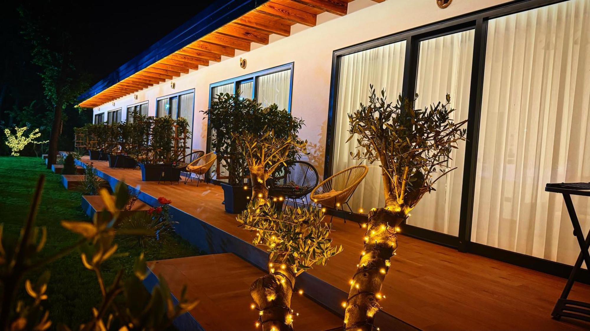 Hotel Frenki's
